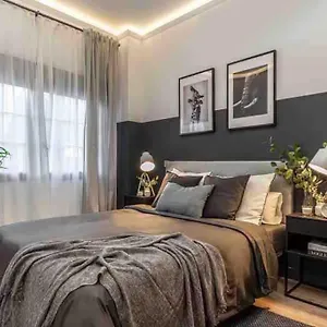 Bed and breakfast Precioso Estudio Compartido A 10 Minutos Del Aeropuerto, Madrid